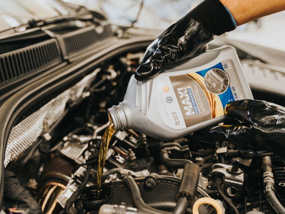 Araç Motor Yağı Nasıl ve Ne Zaman Değiştirilir?