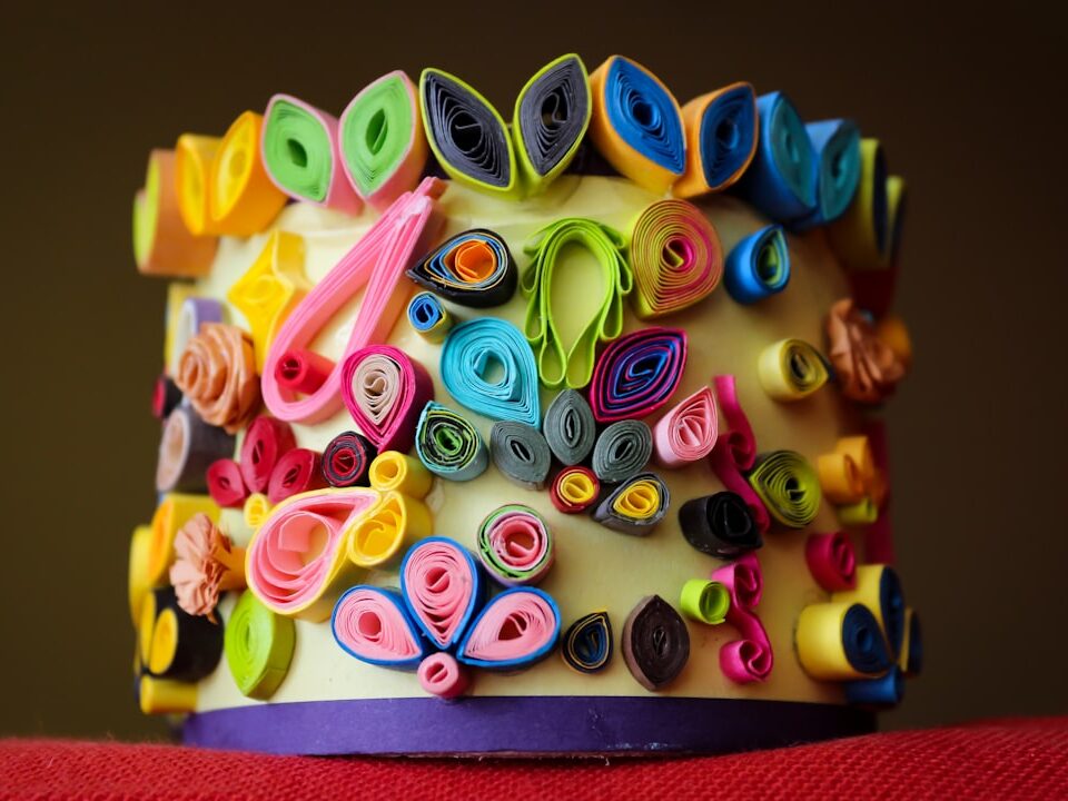 Quilling (Kağıt Kıvırma Sanatı) İle Tablo ve Süs Yapımı
