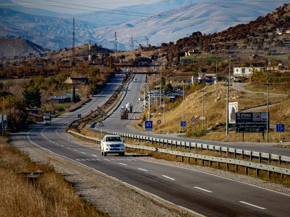 Uçak Rötarı Veya İptalinde Yolcu Hakları: Tazminat Nasıl Talep Edilir?
