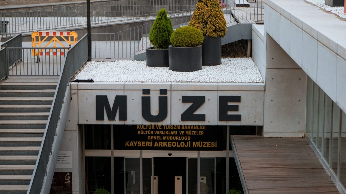 Müze Kart Çeşitleri Nelerdir ve Seyahatlerde Nasıl Verimli Kullanılır?