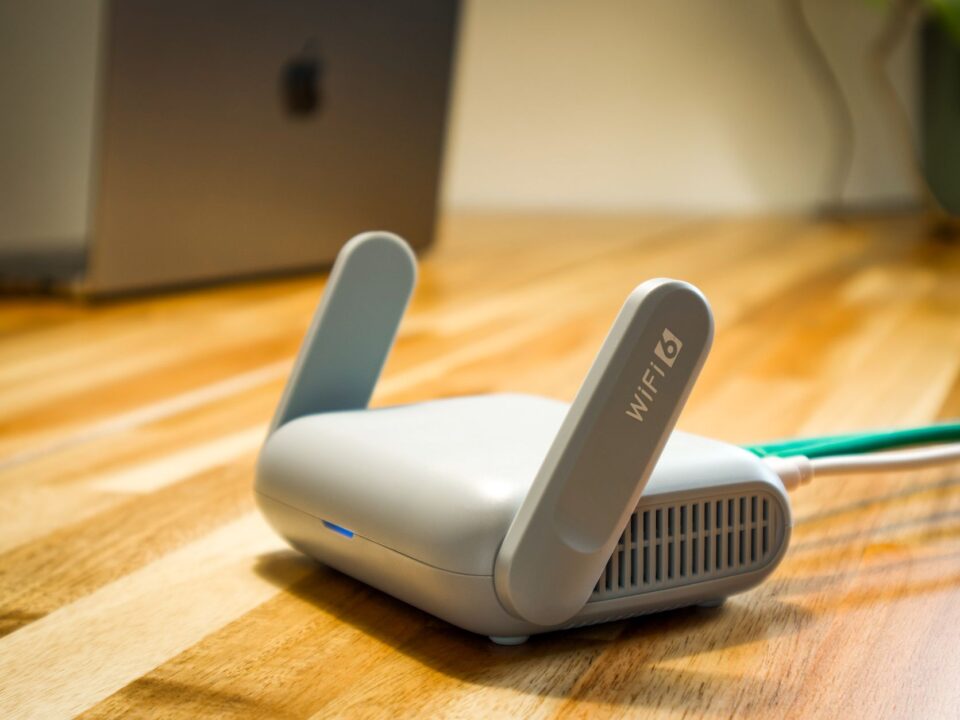 Evde Wi-Fi Çekim Alanı ve Hızı En Kolay Nasıl Artırılır?