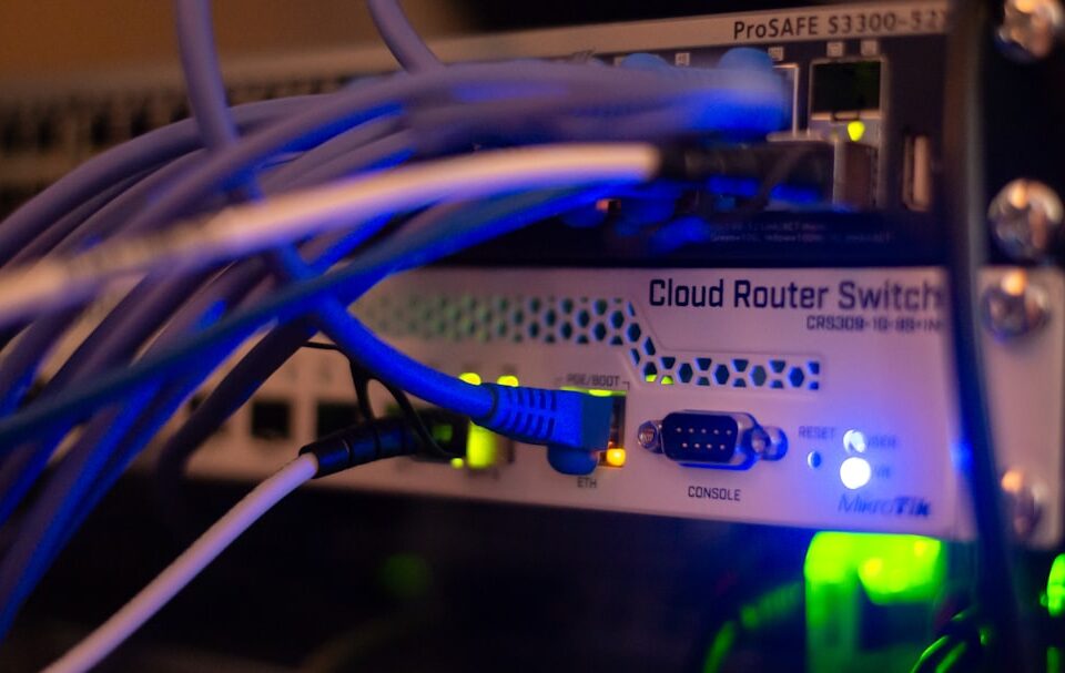 DNS Ayarları Nasıl Değiştirilir? (En Hızlı ve Güvenli DNS’ler)