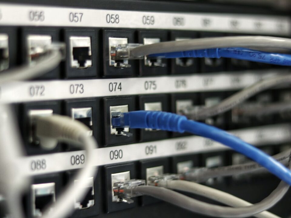 Fiber İnternet İle ADSL/VDSL Arasındaki Fark Nedir ve Geçiş Nasıl Yapılır?