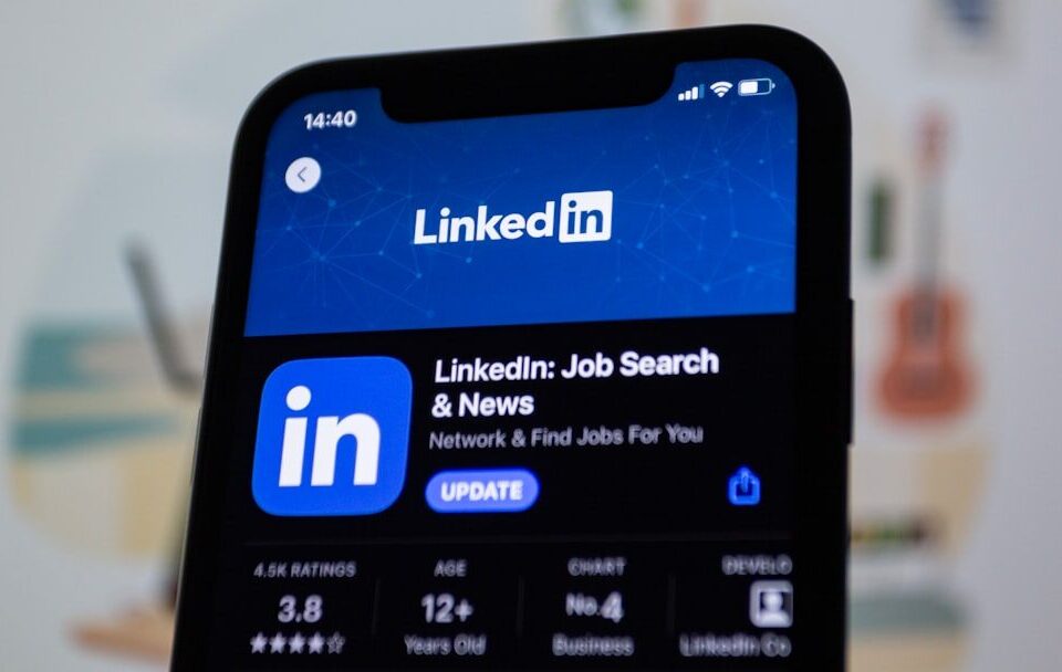 İş Arama Siteleri (Kariyer.net, LinkedIn, Indeed vb.) Nasıl Verimli Kullanılır?