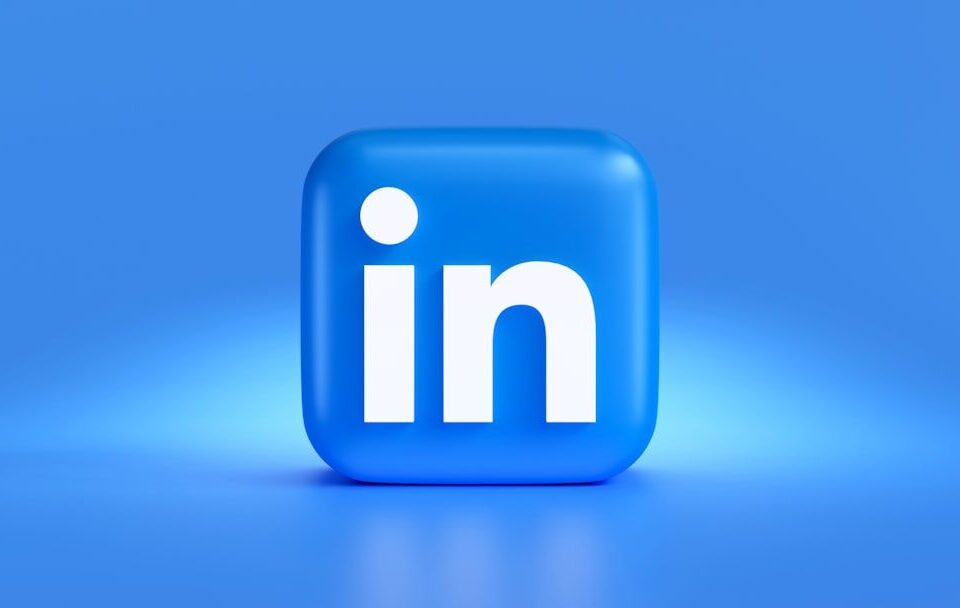 Tanımadığınız Birinden LinkedIn Üzerinden Referans Ricası Nasıl İstenir?