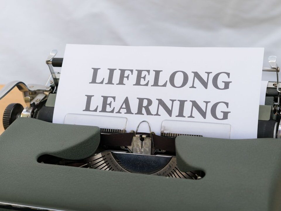 Sürekli Öğrenme (Upskilling ve Reskilling) İle Geleceğin Mesleklerine Hazırlık