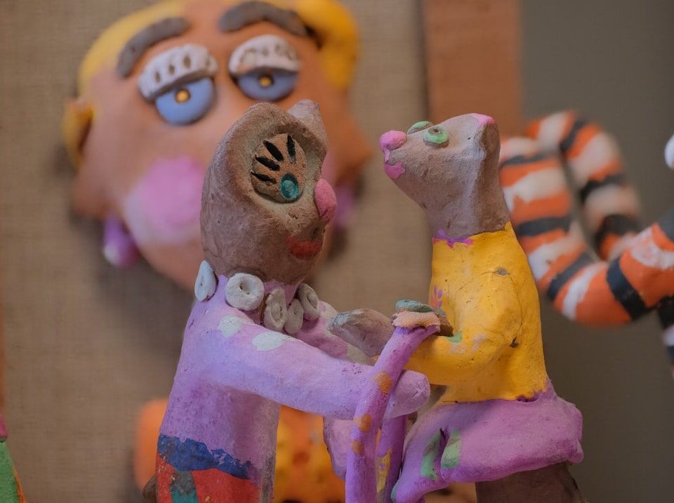 Keçe İğneleme (Felting) Sanatı İle Figür Yapımı Nasıl Olur?