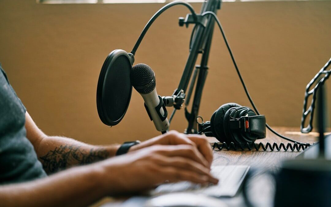 Evde Podcast Kaydı Nasıl Alınır? (Gerekli Ekipman ve Yazılımlar)