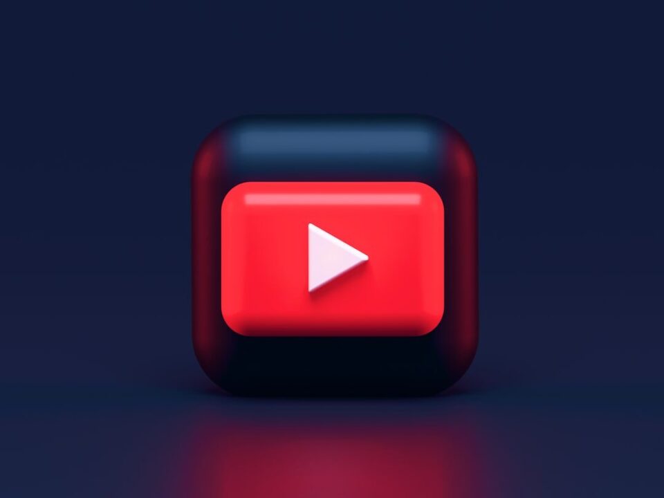 YouTube İçerik Üreticiliğine Nasıl Başlanır? Kamera ve Işık Ayarları