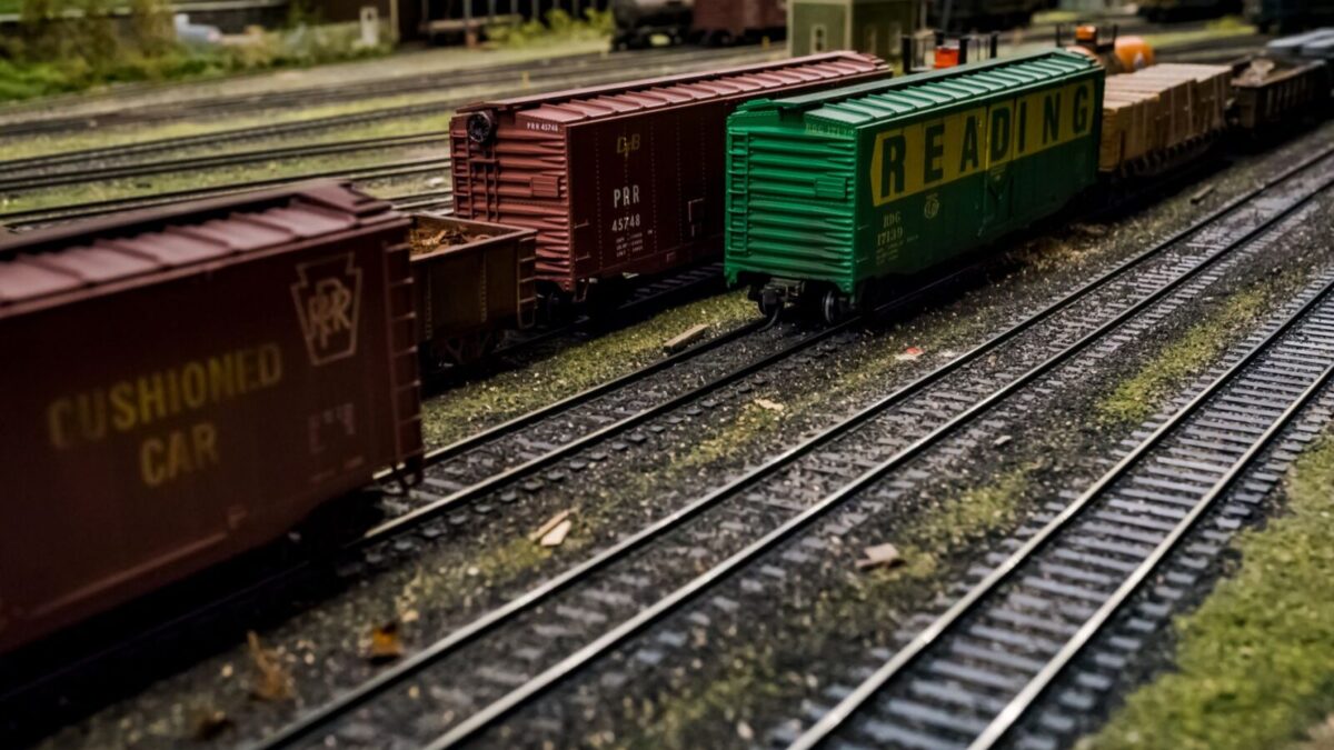 Tren Maketi ve Raylı Sistem (Model Tren) Kurulumu