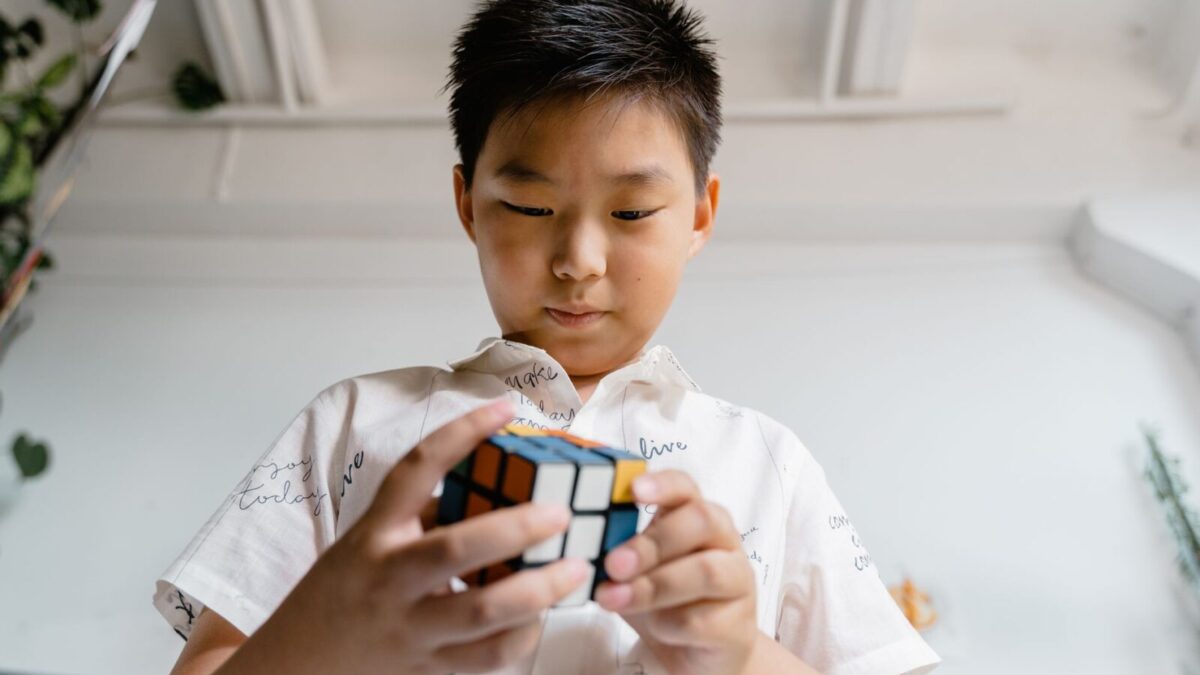 Rubik Küp (Zeka Küpü) En Hızlı Nasıl Çözülür?