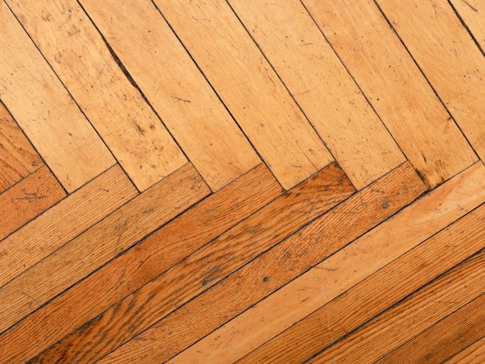 Parke Arasındaki Açıklıklar (Boşluklar) Ahşap Macunu İle Nasıl Kapatılır?