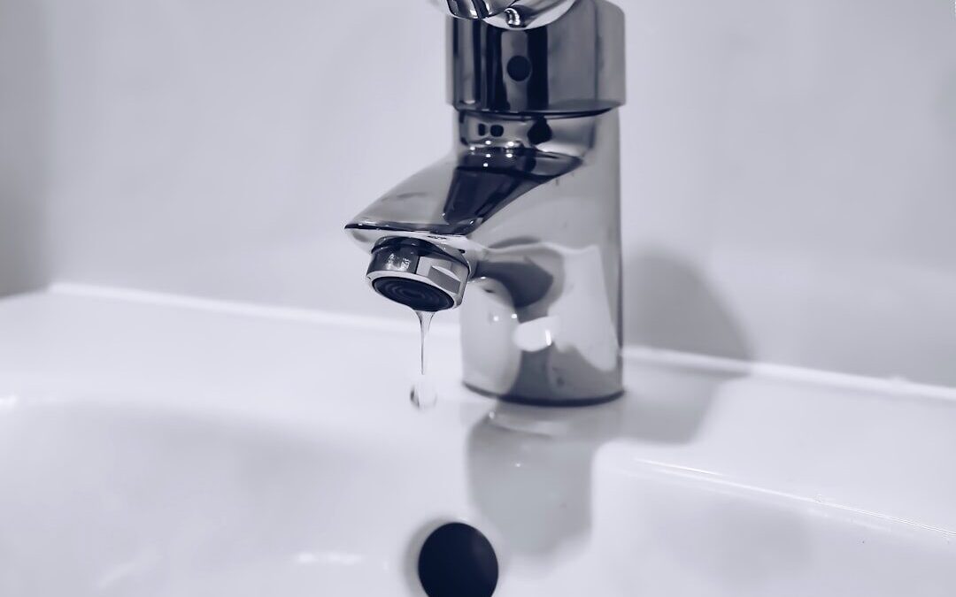 Tıkanan Lavabo En Hızlı Nasıl Açılır? (Kimyasalsız Doğal Çözümler)