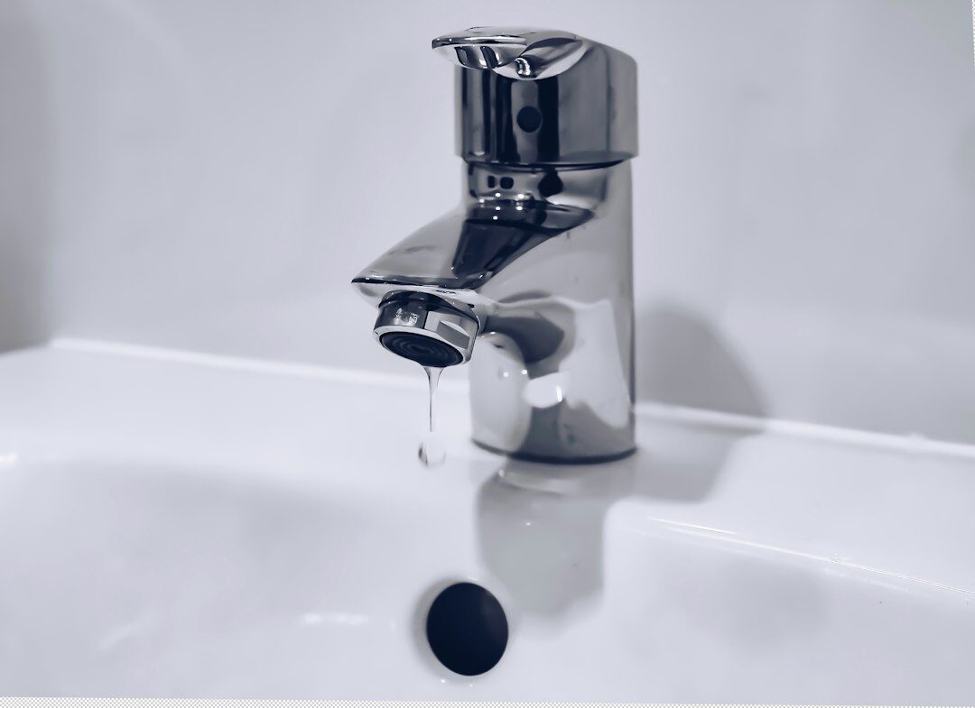 Lavabo Sifonu Nasıl Takılır ve Sızıntı Nasıl Önlenir? Adım Adım Rehber